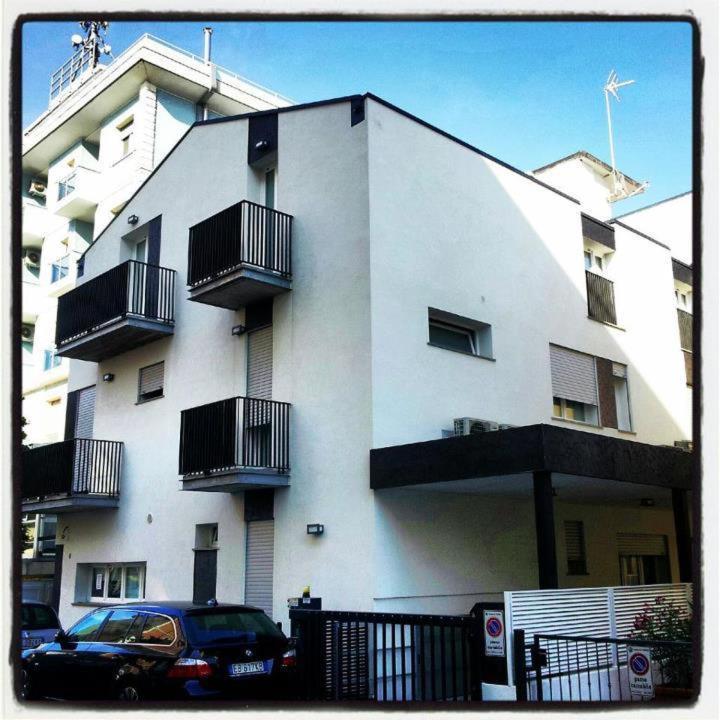 Residence Villa Gori Rimini Buitenkant foto